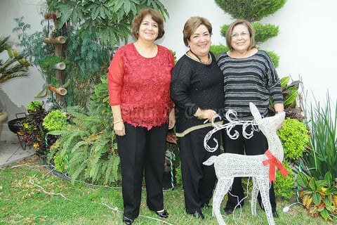 10122015 Irma, Paty y Margarita.