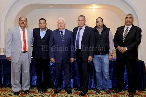 13122015 Dr. Francisco López Gutiérrez, Lic. Jesús Francisco Estrada Picena, Dr. Jesús Gerardo Sotomayor Garza, Lic. Jesús Jasso Frayre, Lic. Noé Israel Soto Hernández y Dr. Juan Calvillo Hernández.