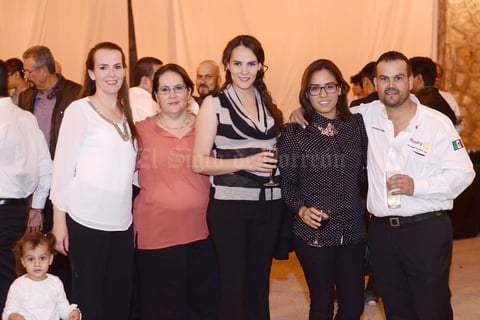 12122015 Socorro, Verónica, Carmen, Citlalli y Moisés.