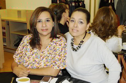 12122015 Martha y Diana.