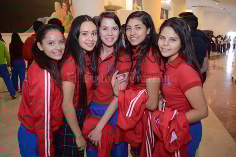 15122015 Diana, Fernanda, Mariana, Ana Paula y América.