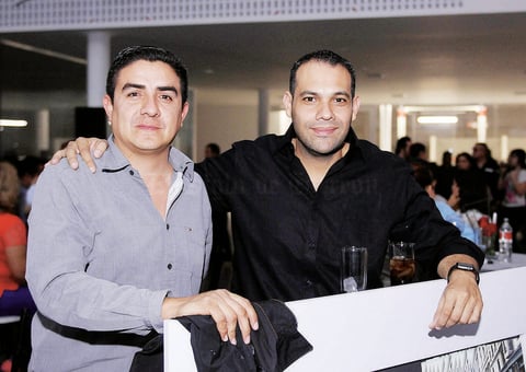 12122015 AMIGOS.  Pepe y Víctor.