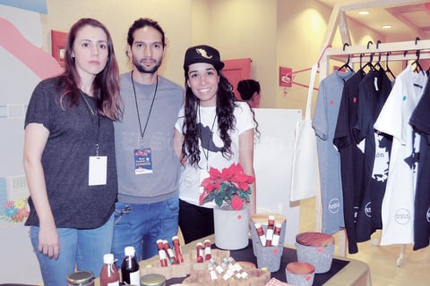 12122015 BAZAR NAVIDEñO.  Jimena, José y Ana Isabel.