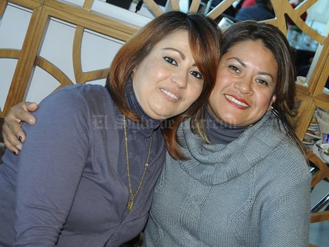 15122015 Yuly y Lupita.