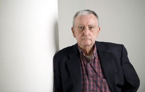 15 de agosto | Rafael Chirbes. El escritor y crítico literario español murió debido al cáncer de pulmón.
