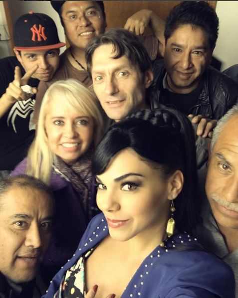 Por su parte, Livia Brito se ha mostrado en sus redes sociales en su papel de Maribel Guardia.