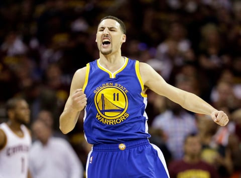 16 de junio| NBA. Los Warriors de Golden State se proclamaron nuevos campeones de la NBA al vencer a domicilio por 97-105 a los Cavaliers de Cleveland.