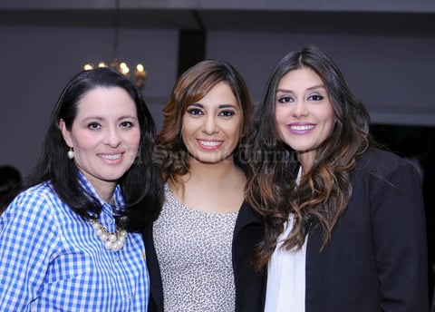 16122015 Alejandra, Dany y Cristy.