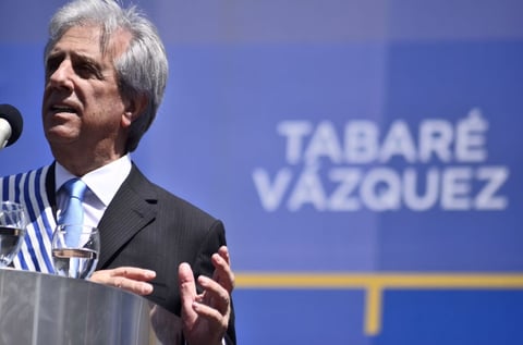 1 de marzo | Presidente. El oncólogo Tabaré Vázquez, de 75 años, asume su segundo mandato presidencial en Uruguay.