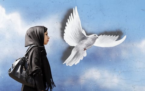 2 de abril | Acuerdo. Irán y los representantes del Grupo 5+1 (China, EU., Francia, Reino Unido y Rusia más Alemania) alcanzan un acuerdo para acabar con los casi 13 años de disputa por el programa atómico iraní.
