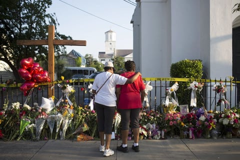 14 de junio | Masacre. En Charleston (Estados Unidos) ocurre una masacre racista que deja 10 muertos.