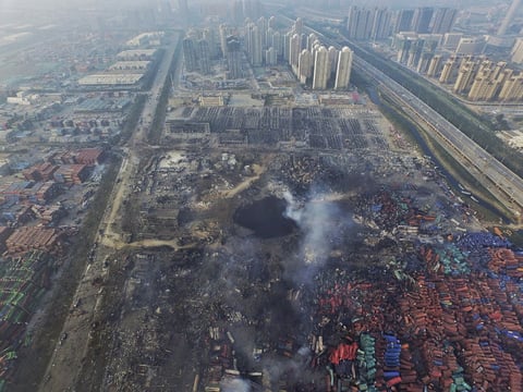 12 de agosto | Explosión. En la ciudad de Tianjin, China, una fuerte explosión en un puerto de contenedores deja 13 muertos y más de 50 heridos.