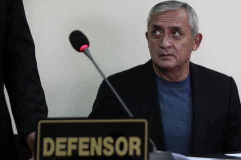 3 de septiembre | Arresto. Ordenan el arresto del presidente guatemalteco, Otto Pérez Molina, por asociación ilícita y casos de corrupción.