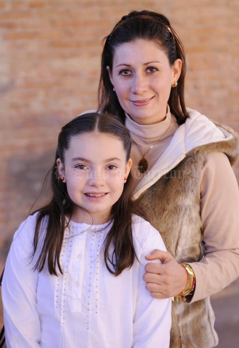 18122015 Miss Lucero, Diego, Jesús, Regina, Coral y Alan.