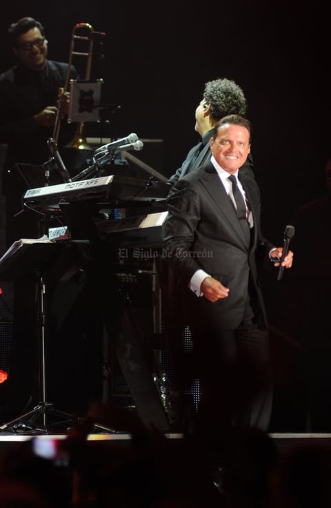 17 de marzo | Luis Miguel. "El Sol" se presentó en la región con gran éxito para complacer a sus fanáticos con el show que forma parte de su gira DejaVu, en donde interpretó sus grandes temas.