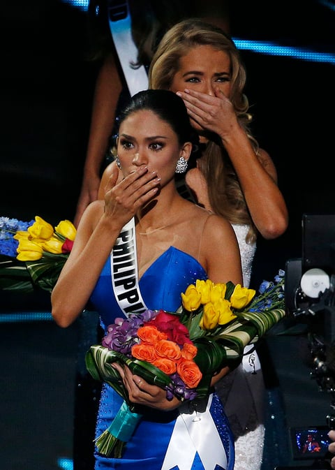 Los primeros instantes tras la sorpresa fueron de perplejidad, con la filipina sin saber muy bien a dónde dirigirse ni qué hacer sobre el escenario.