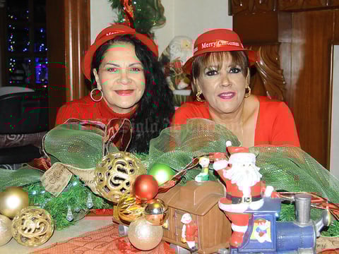 17122015 Gina y Dora.