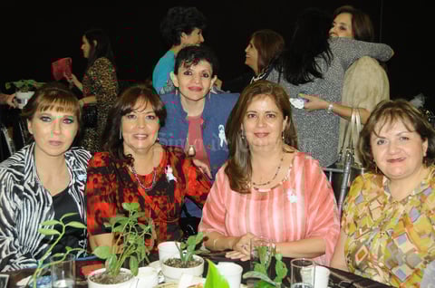 21122015 AMIGAS.  Edna, Martha, Silvia, Rosy y Adry.