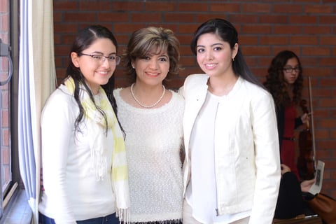 20122015 Luz Alejandra, Luz Elena y María Fernanda.
