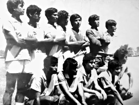 29112015 Equipo de futbol soccer de los aÃ±os 60 "Club Imperio de la 17", en una final de la categorÃ­a Juvenil vs. RomÃ¡n Motors, de Don MatÃ­as RomÃ¡n, en el Estadio de la RevoluciÃ³n, de la Liga del Profr. BarrÃ³n, en el cual salieron campeones con un marcador de 3 a 1, goles anotados por Gerardo HernÃ¡ndez (2) y Enrique Medrano. Arriba, de izq. a der.: Severo HernÃ¡ndez (f) Marcelino Carrillo, Carlos Carrillo, Enrique Medrano, Antonio GalvÃ¡n, Baldomero GonzÃ¡lez y Salvador AlanÃ­s. Abajo, de izq. a der.: Gerardo HernÃ¡ndez, Ramiro Castillo, Lino PÃ©rez, Guillermo Flores y Pablo PÃ©rez.