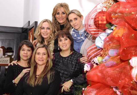 Irma, Cecy, Laura, Lety, Liz y Nora