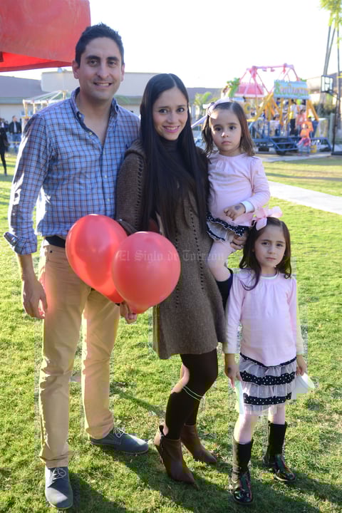 Guillermo, Mercedes, María José y Merce