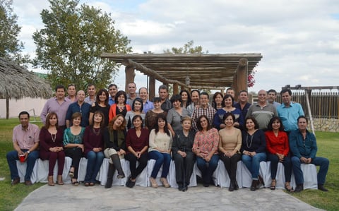 Reencuentro de excompañeros