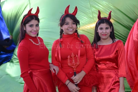 28122015 Laura, Areli y Majo.