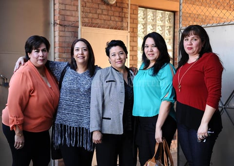 29122015 Beatriz, Dora, Leticia, Karen y Mariana.
