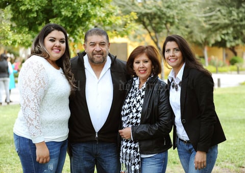 26122015 Karen, Gerardo, Irma y Paola.