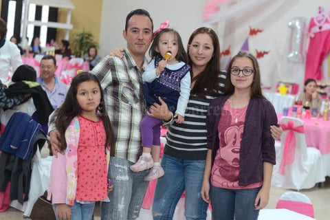 31122015 Cristy y Regina.