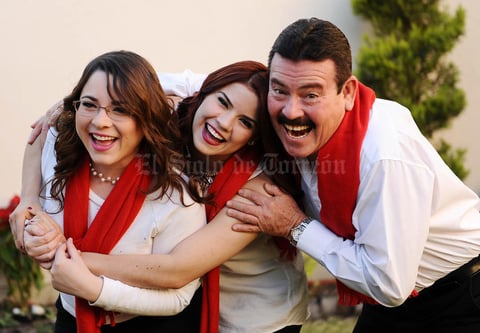 31122015 Sandra, Sonia y Jorge.