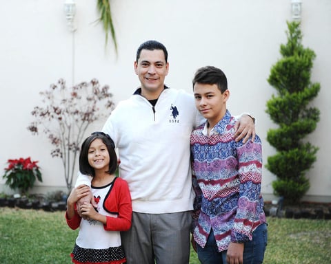 31122015 Arlette, Moni y Salvador.