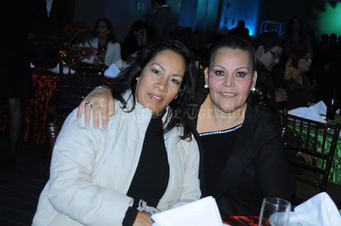 03012016 Yolanda González Castro y Rosario Saldaña Jiménez.