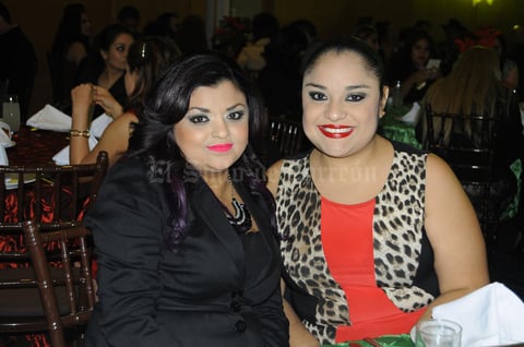 03012016 CONTENTAS.  Faby Tapia y Tania Alonso.