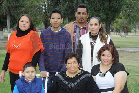 02012016 Familia García Adame.