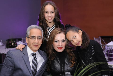 05012016 Hernán y Lupita.