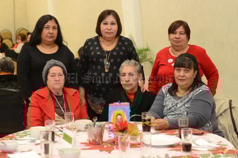 05012016 EN FESTEJO.  Hortensia, María de Jesús, Virginia, Irma, Jesusita y Evangelina.