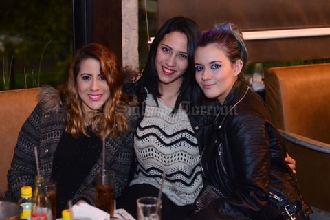 08012016 Gaby, Sofía y Cova.
