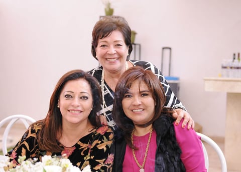 Gloria, Blanca y Cecilia