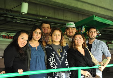 09012016 Valeria, Claudia, Aymée, Verónica, Jimmy, José y Jaime.