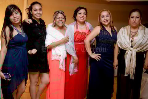 10012016 Myrna Macías Narváez, Dora Elia Macías Narváez, Raquel Ríos Narváez, Yeny Margarita Quezada, Patricia Flores Narvaez y Karen Hernández Ríos.
