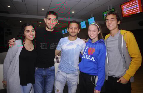 12012016 Andrea, Santiago, Manuel, Sofía y Moisés.