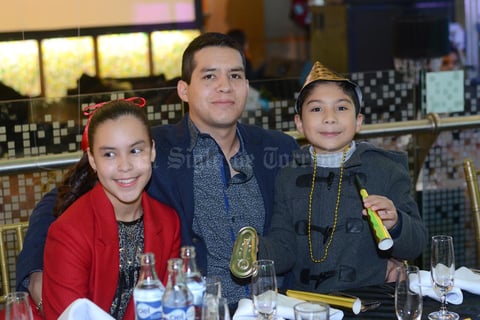 13012016 Mary, Ricardo y Maryana.