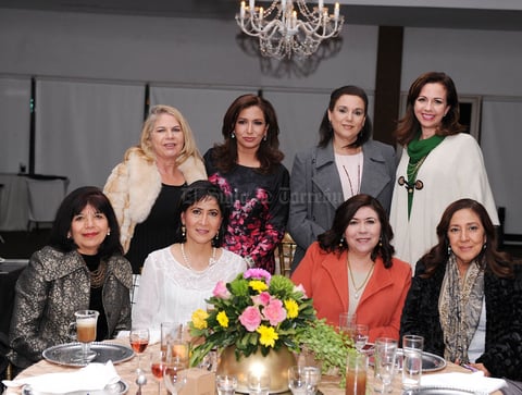 Karla, Yolanda, Cristy, Clarissa, Chepis, Tere, María y Juana