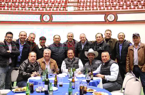 Erick Sotomayor Ruiz
 CUMPLEAÑOS MARIO LOZOYA SOTOMAYOR.