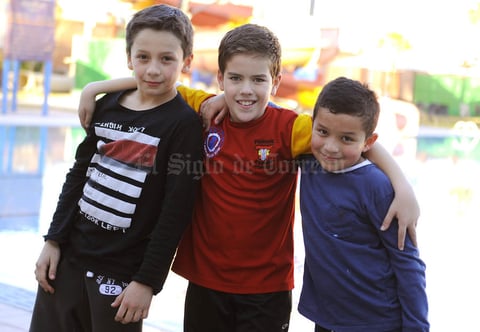 Erick Sotomayor Ruiz
 ASISTENTES PARQUE ESPAÑA.
Santiago,Jose Pablo y Victoriano.