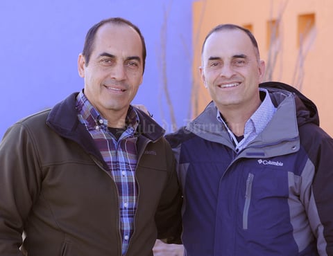 Erick Sotomayor Ruiz
 CUMPLEAÑOS MARIO LOZOYA SOTOMAYOR.
Rodolfo y Carlos.