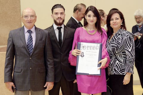 27012016 EN CEREMONIA.  Miguel, Manuel, Noelia y Martha.