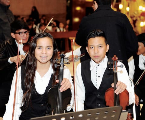 27012016 TALENTO PURO.  Brisa y Jesús.